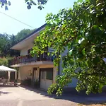 Al Tetto Rosso Casa Nella Natura فندق مبيت وإفطار 3*