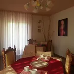 فندق مبيت وإفطار Al Tetto Rosso Casa Nella Natura