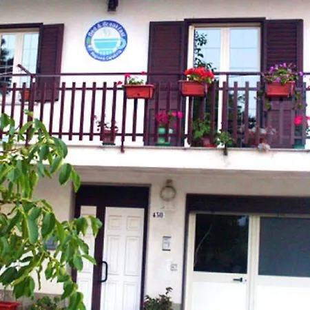 Bed & Breakfast Al Tetto Rosso Casa Nella Natura Acri