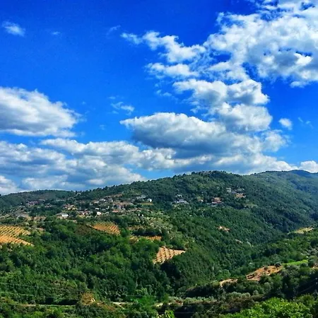 Bed & Breakfast Al Tetto Rosso Casa Nella Natura Acri